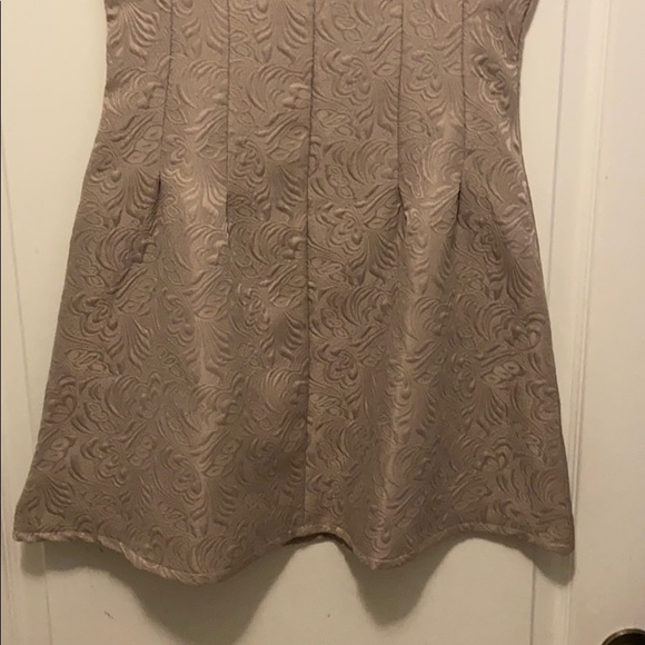 Stylist Dress A-Line - Picture 3 of 6